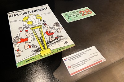 Oldskool programmaboekje en wedstrijdkaartje. © Ajax Life