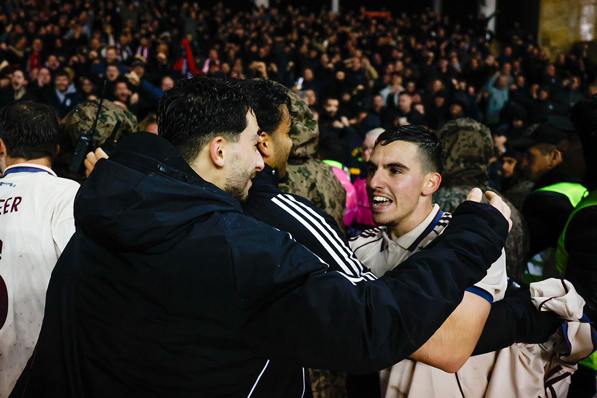 Gloukh dankt teamgenoten en supporters na eerste Europese Ajaxgoals
