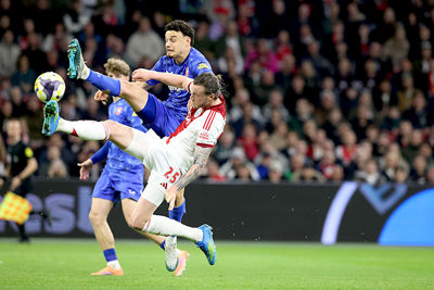 Weghorst is vooral weer heel erg bezig met Weghorst te zijn. © De Brouwer