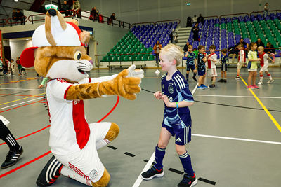 Hier komt een dikke vette knuffel aan. © Pro Shots