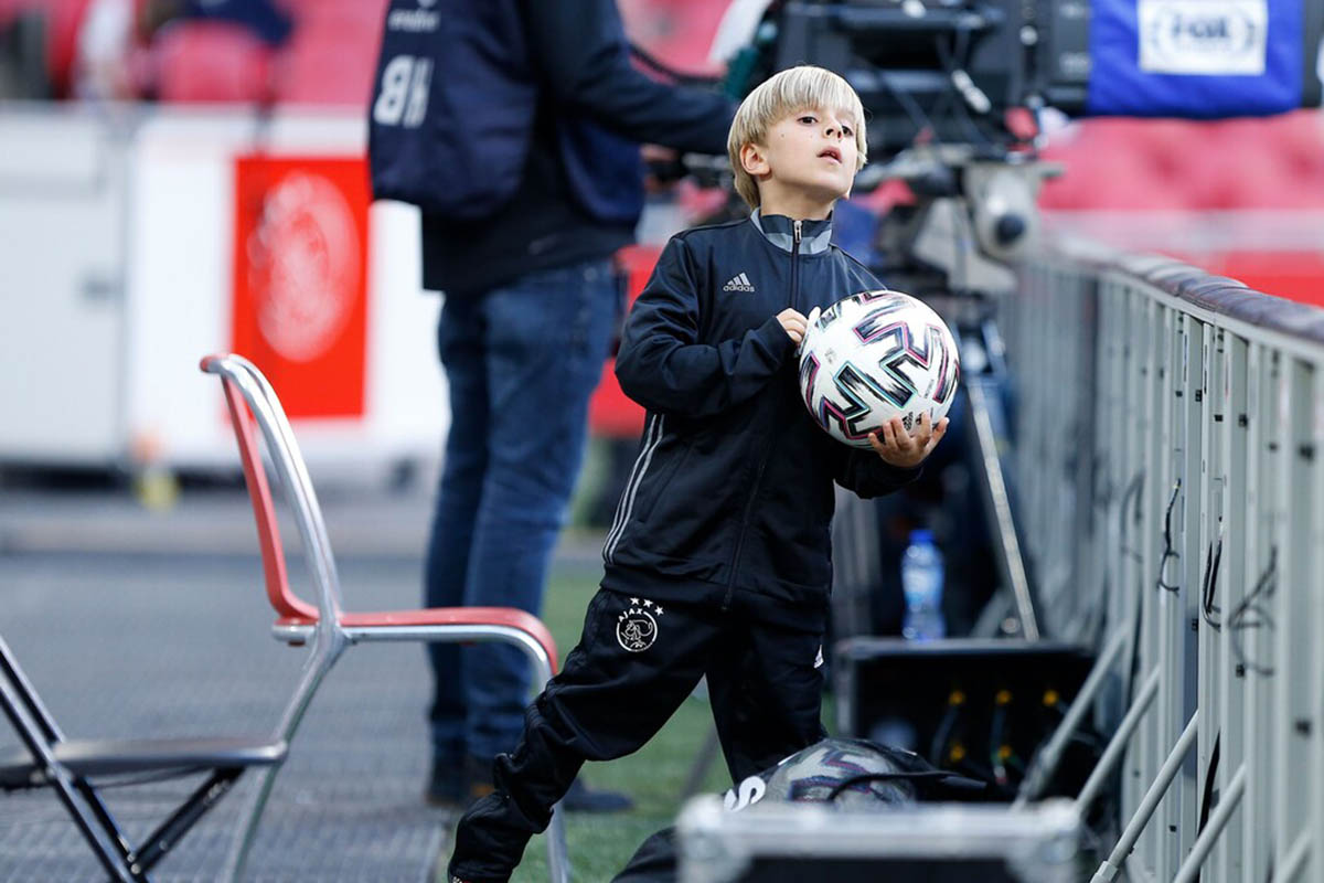 Ballenjongen 1200 (1)