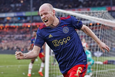 Hij redt daarmee een punt voor Ajax. © Pro Shots