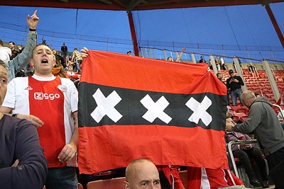Voor wie? Juist, voor Ajax Amsterdam. © De Brouwer