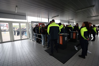 Verzamelen voor een treinritje naar de lampenstad. © De Brouwer