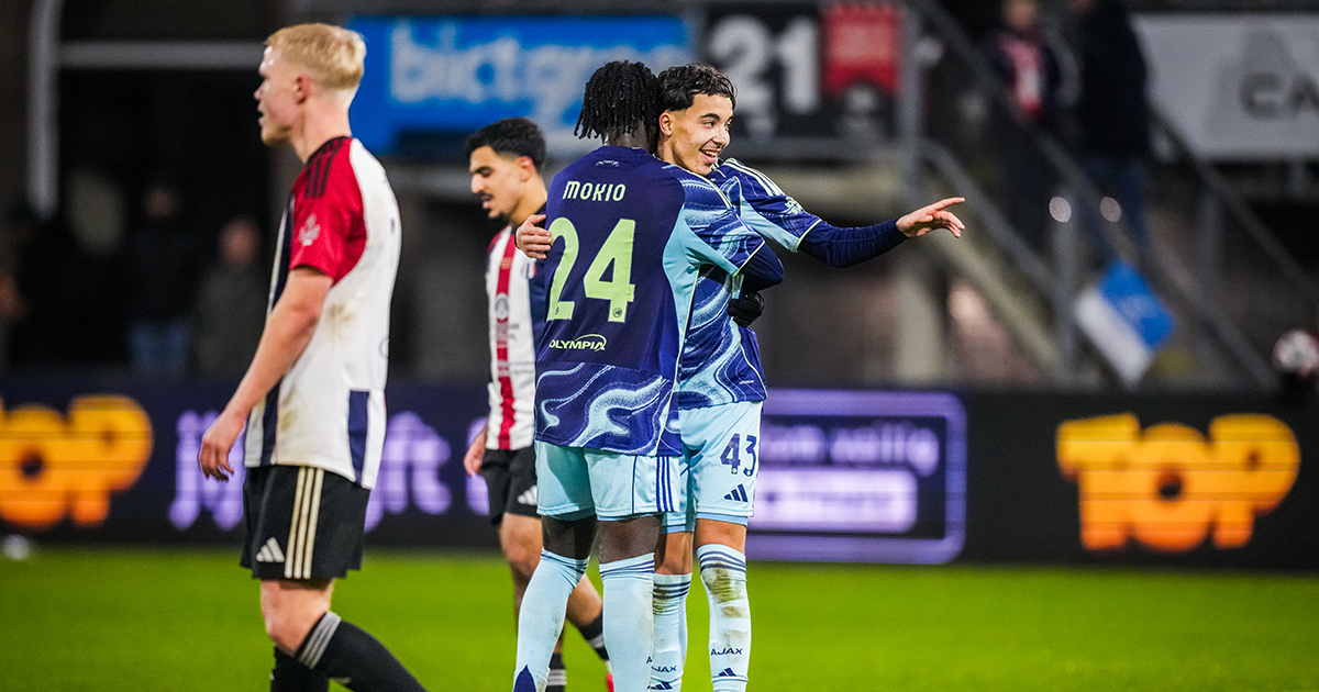 Stralende Bounida troeft teamgenoten af op onze wallpaper