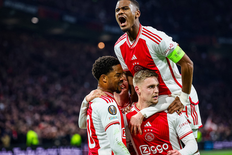Ajax Overwintert In Europa Na Cruciale Zege Op AEK En Dit Valt Op ajax-overwintert-in-europa-na-cruciale-zege-op-aek-en-dit-valt-op