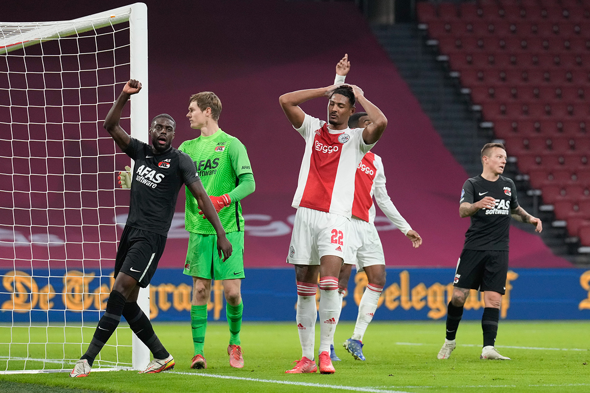 AZ laat Ajax in grindbak achter en dit viel op