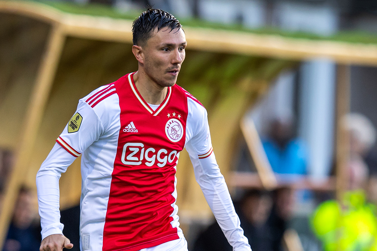 Berghuis enige speler die na Volendam-uit wallpaper verdient