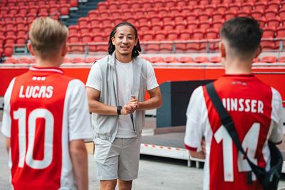 ‘Hoi, ik ben Kian. Leuk dat jullie er zijn!’ © Pro Shots