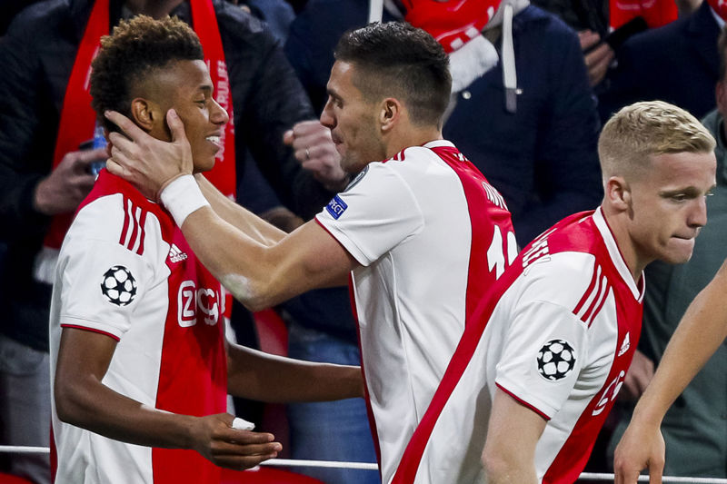 ajax-tadic-neres-1200