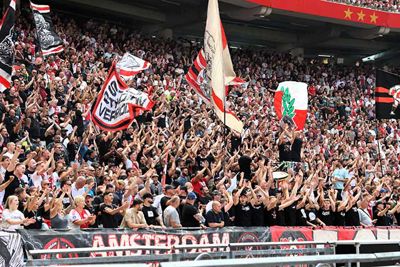 Altijd achter Ajax. © SV Ajax