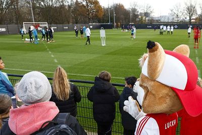 Natuurlijk is Lucky ook van de partij. © Pro Shots