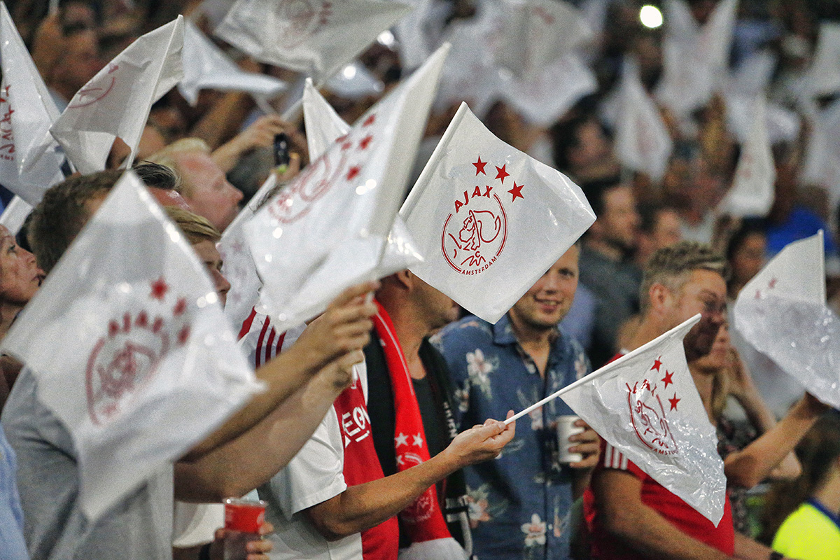 Win kaartjes voor Ajax - Lille OSC! - Supportersvereniging Ajax