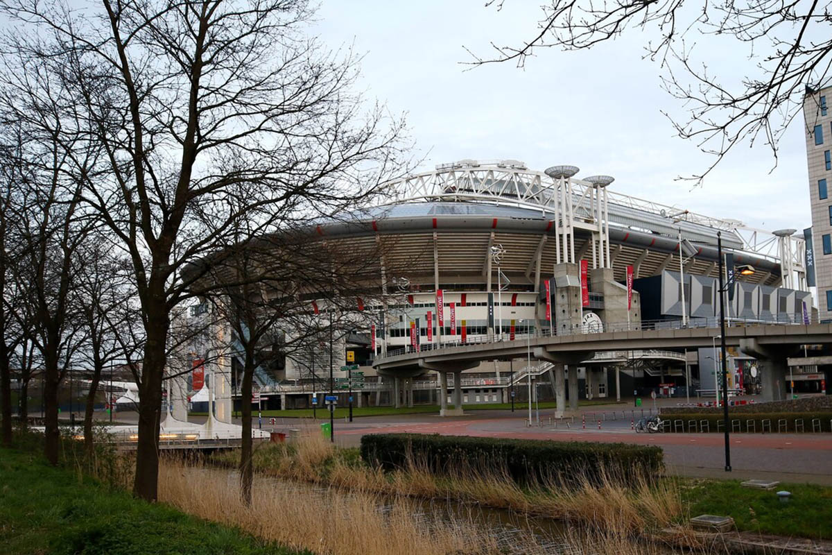 We hadden graag beter nieuws gebracht, Ajacieden... © De Brouwer