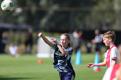 Kijk maar! © De Brouwer