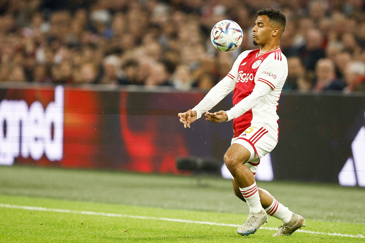 Wijndal heeft ondanks reserverol geen spijt van overstap naar Ajax