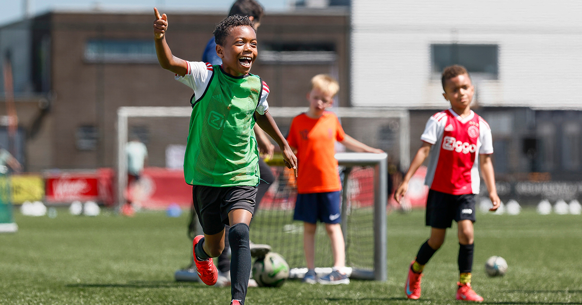 Evenement: De Ajax Kids Tour komt naar Achilles 1894 in Assen!