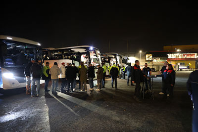 Verzamelen voor het laatste Ajaxduel in 2025. © De Brouwer