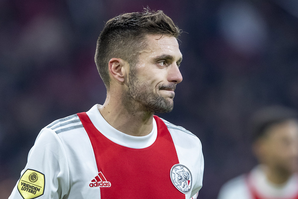 Tadic wil bij Ajax op zoek naar oplossingen en baalt van interlandperiode