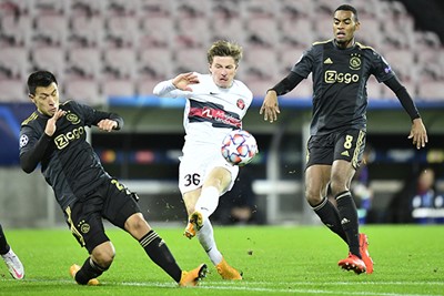 Dreyer schoot namelijk al snel de 1-2 binnen en had Ajax nog veel meer pijn kunnen doen. © Pro Shots
