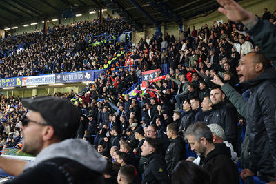 Het nummer klinkt minutenlang uit volle borst. © De Brouwer