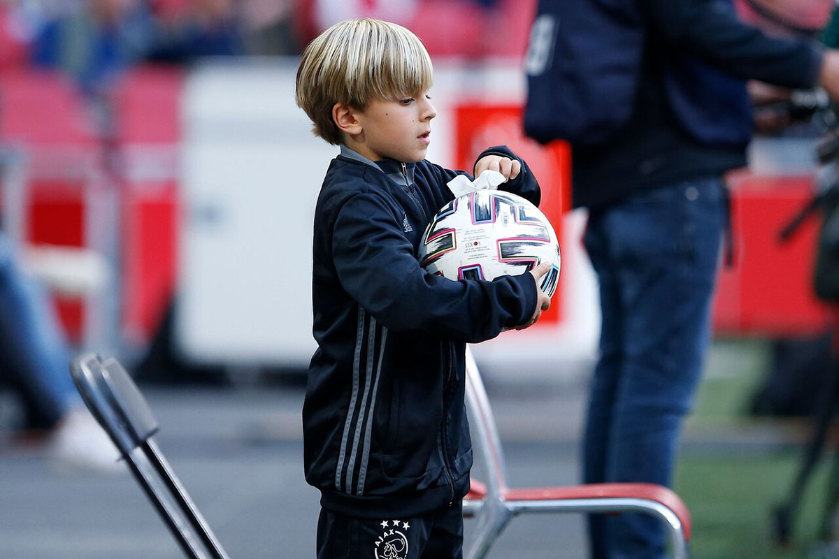 Word ballenjongen/-meisje bij Jong Ajax - Jong AZ!