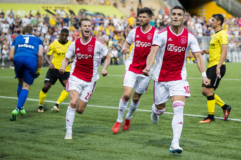 Copyright-ProShots-2407083