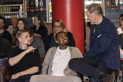 Aanvoerder Peter Heerschop heeft een prima team met Taylor en Gravenberch. © Pro Shots