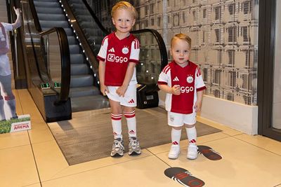 Volg de voetstappen van Lucky maar, heren. © Pro Shots