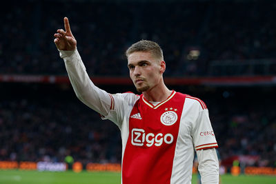 Taylor verschijnt ook op het scorebord. © De Brouwer