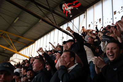 En dan tovert Godts erop los. Juichen! © De Brouwer