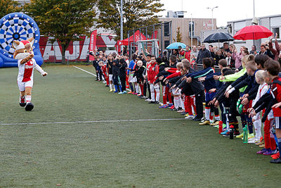 Oefenen op de wave. © De Brouwer