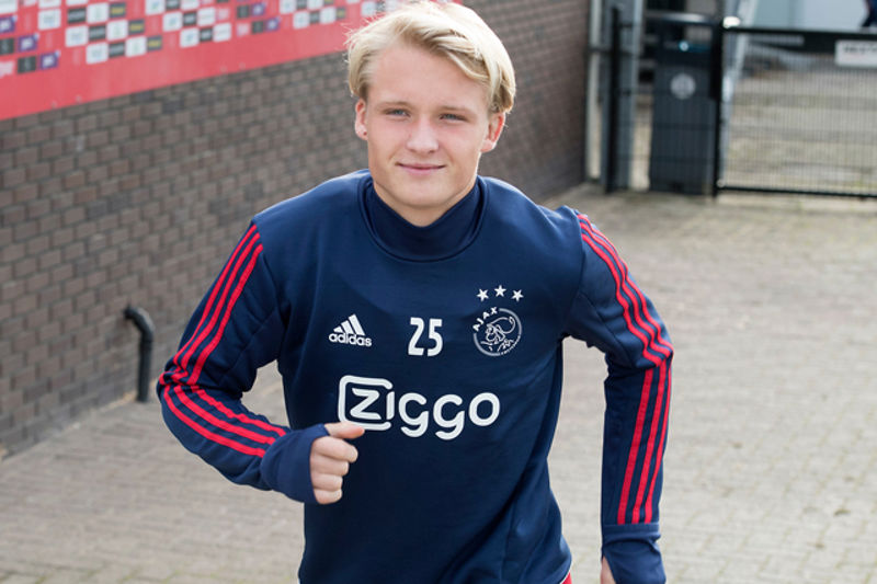 UsershyraDesktopajax_dataimages3b16c4d2e7fd5fb1a2e3c627a2b8267d_normal