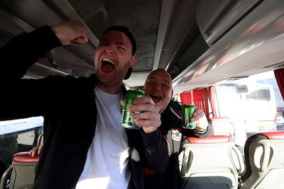 Proost, Ajacieden! © De Brouwer