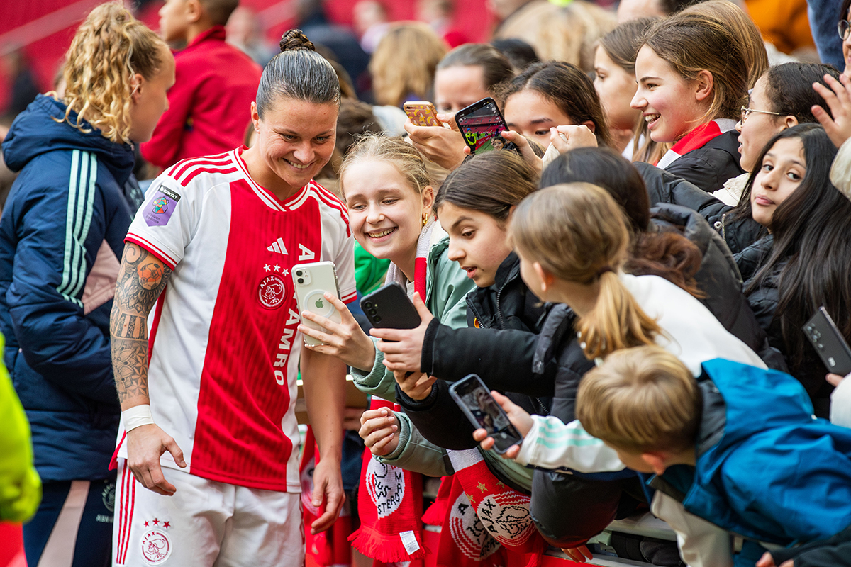 Win kaartjes voor Ajax Vrouwen - PSV in Johan Cruijff Arena!