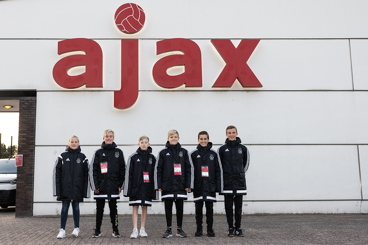 Ballenjongenjajrod800