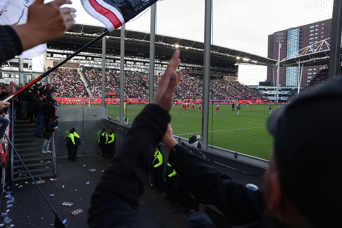 Reisverslag FC Utrecht-uit: wereldreis en verloren stembanden