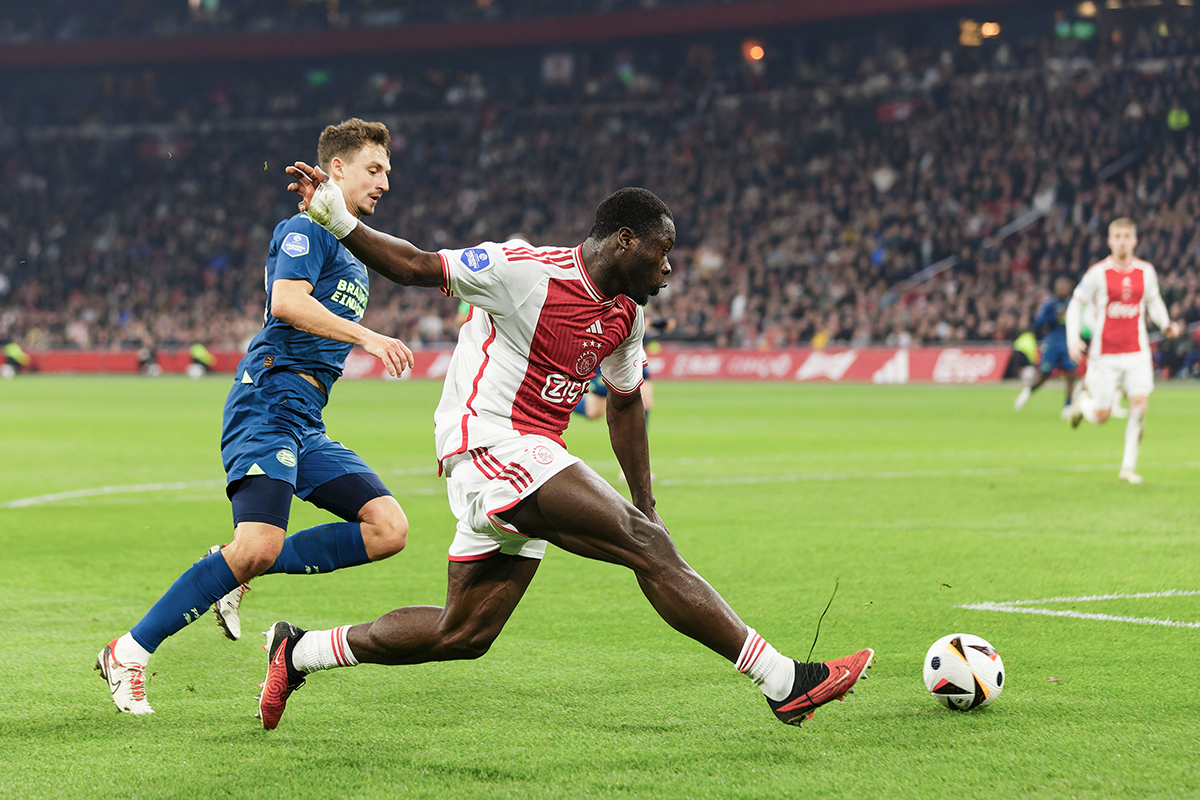 Brobbey verbreekt record Geels, maar heeft geen idee wie dat is