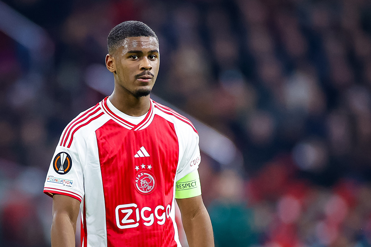 Hato behalve in illuster rijtje óók op onze wallpaper!