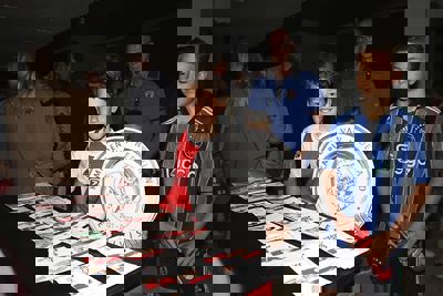 Bij welk team hoor ik vandaag? © De Brouwer