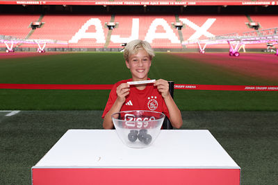 Want de loting gaat beginnen. © De Brouwer