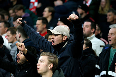 Gaat-ie erin? © De Brouwer