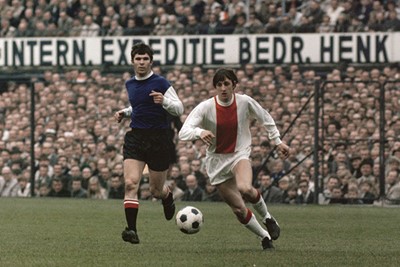 Twee clubiconen gevat in één beeld. Prachtig. © AFC Ajax