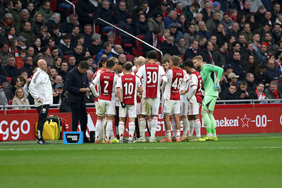 Er wordt hoog overleg gevoerd. © De Brouwer