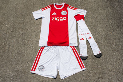 Vel zelf je oordeel! © Ajax Life