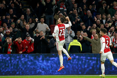 Een harde knal van dichtbij en Berghuis kiest het luchtruim. © De Brouwer