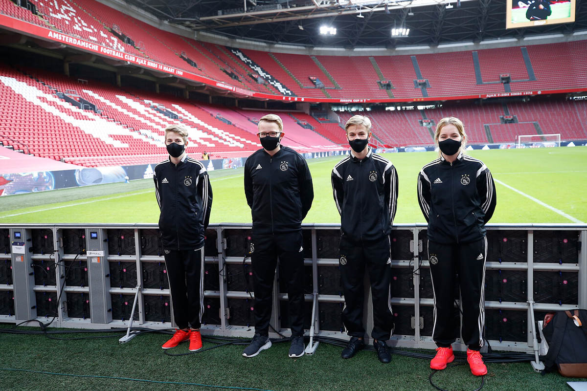 Ballenjongens Ajapec 1200