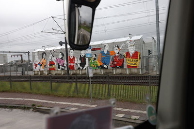 We rijden een kunstzinnige route. © De Brouwer