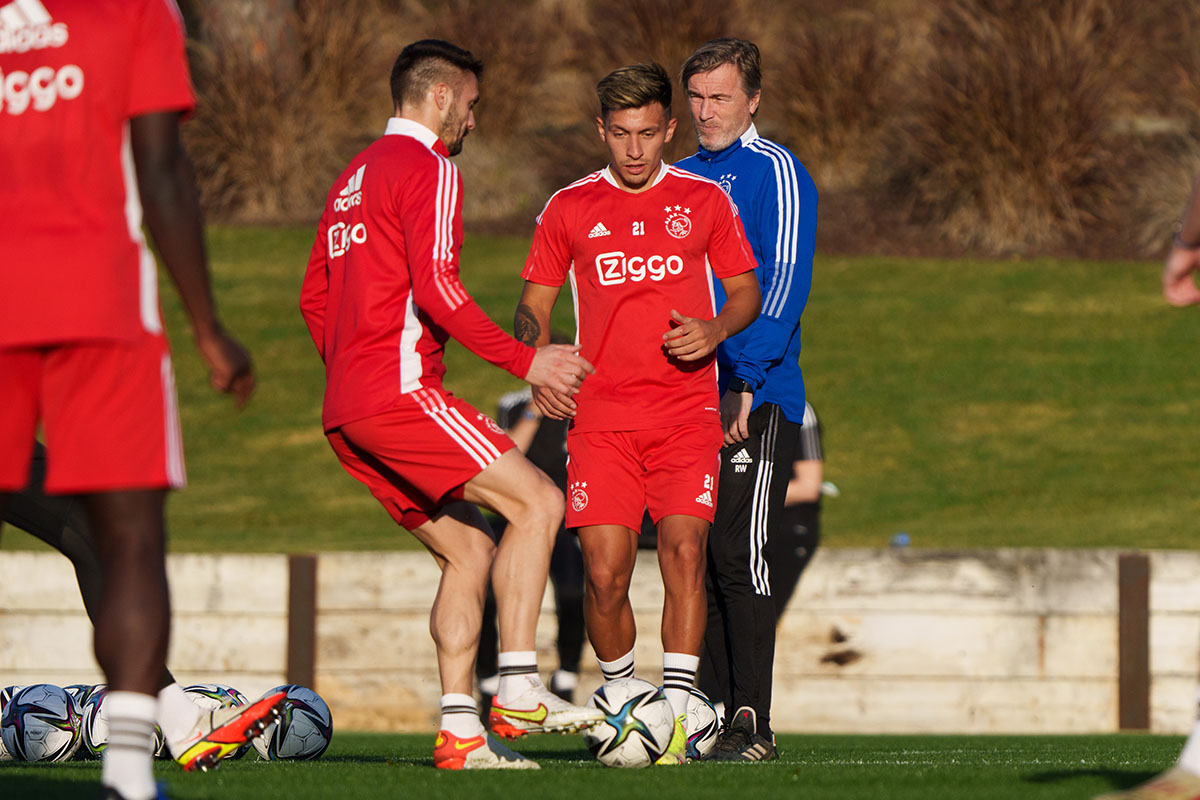 Martinez Trainingskamp 1200