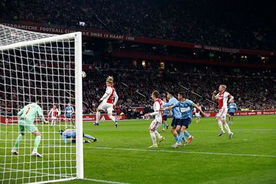 Dolberg kopt schitterend raak, maar... © De Brouwer